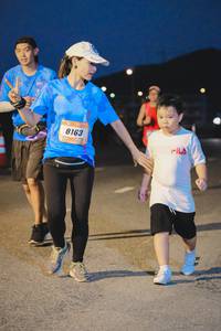 BIB: 8163
                            <button type="button" onclick="openModal(3396593)" class="btn btn-primary btn-sm float-right btn-popup" data-toggle="modal" data-target=".modal-high-quality">
                        <i class="fas fa-shopping-cart"></i> Add to Cart
                    </button>
                                            <button type="button" onclick="isThisMe(3396593, true)" class="btn btn-success btn-sm float-right btn-popup btn-isme hidden" data-toggle="tooltip" data-placement="bottom" title="นี่คือรูปของคุณใช่ไหม คลิกที่นี่เพื่อเอาเข้าอัลบั้ม">
                        <i class="fas fa-plus"></i> Add to album
                    </button>
                    <button type="button" onclick="isThisMe(3396593, false)" class="btn btn-warning btn-sm float-right btn-popup btn-isnotme hidden">
                        <i class="fas fa-ban"></i> Remove from album
                    </button>